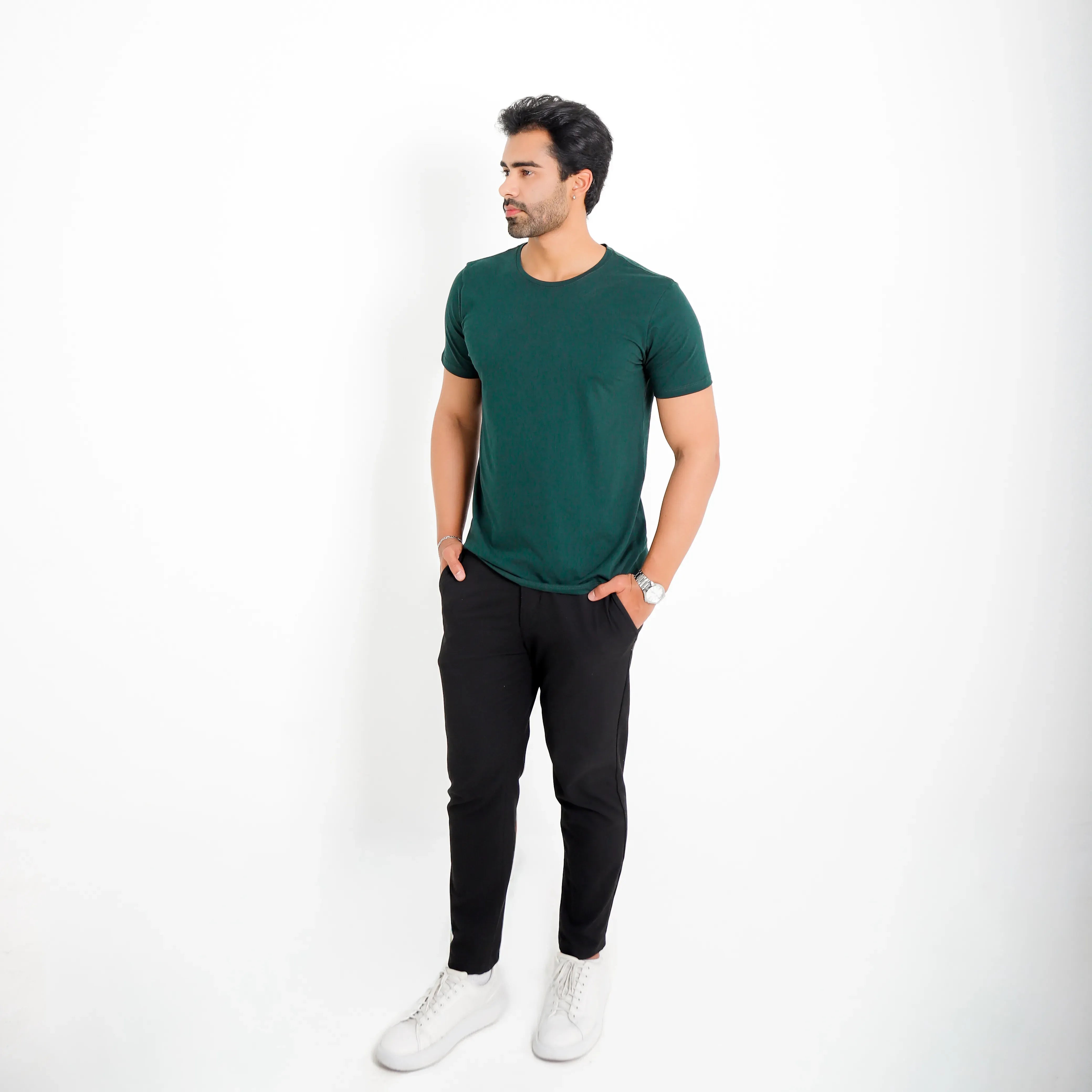Camisetas algodão egípcio masculina verde escuro — vista frontal — logo Vistorr no peito