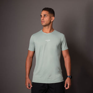 Camiseta de poliamida verde — vista frontal